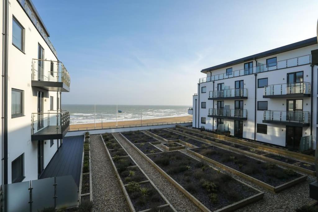 Apartment Sohot Haven With Sea Views A Balcony & Free Parking *