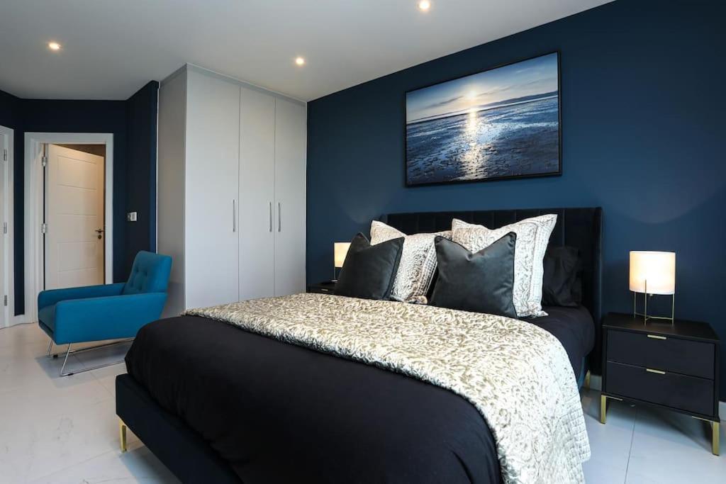 Apartment Sohot Haven With Sea Views A Balcony & Free Parking