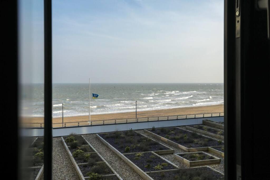 Sohot Haven With Sea Views A Balcony & Free Parking