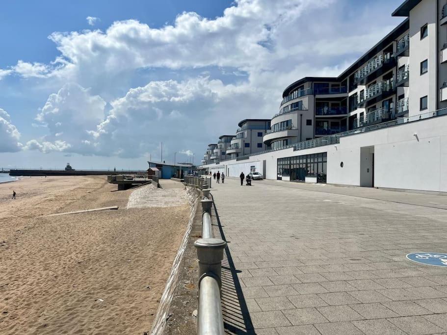 Apartment Sohot Haven With Sea Views A Balcony & Free Parking
