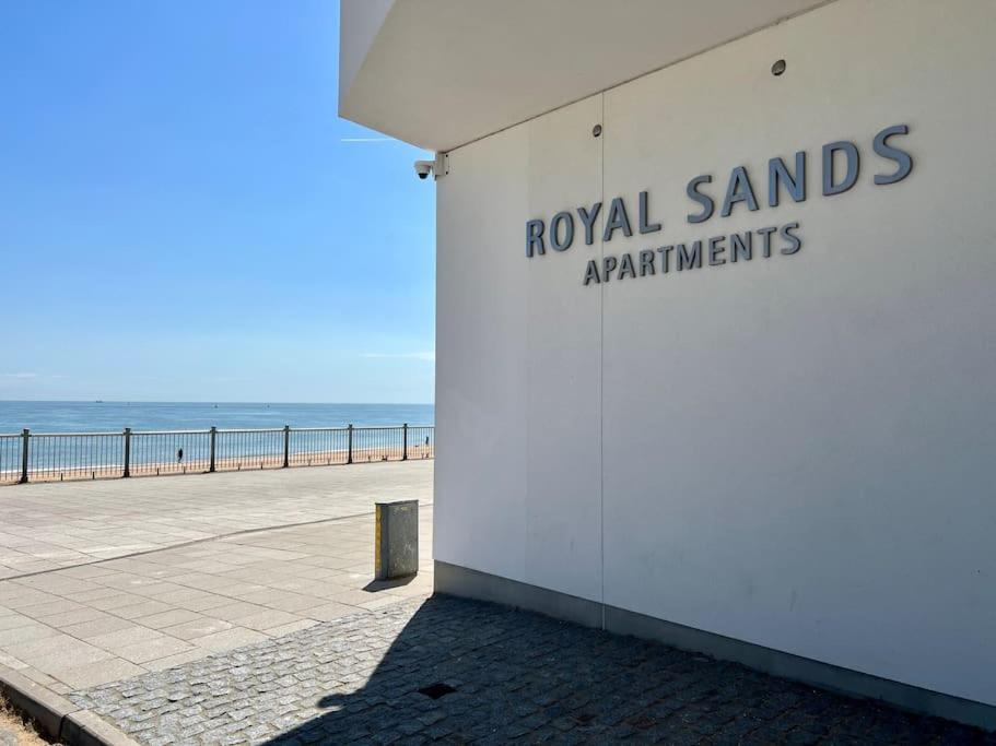 Sohot Haven With Sea Views A Balcony & Free Parking Apartment *